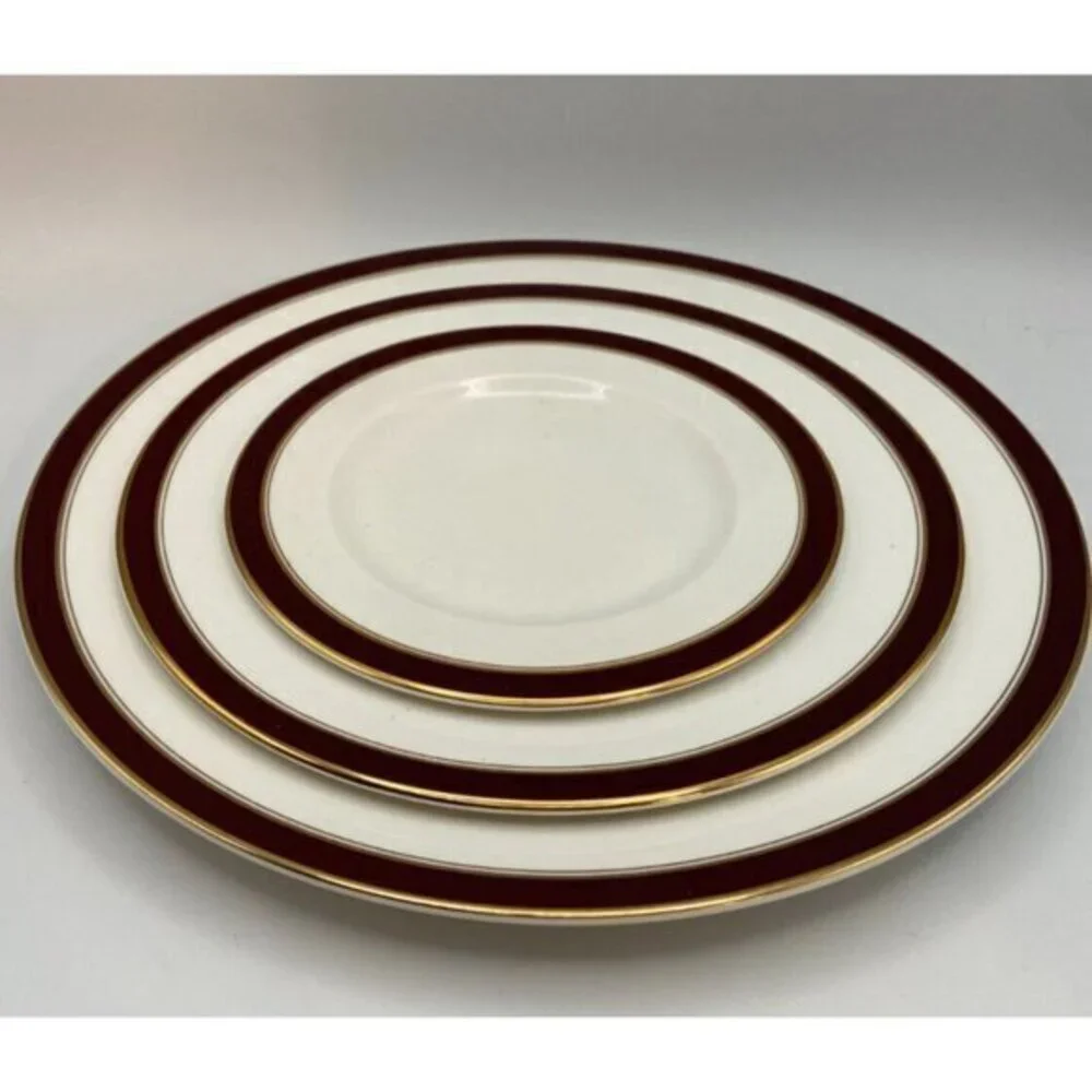 Towle Silversmiths Colonnade Burgundy 5 Pc‎ Place Setting Plates Cup Saucer